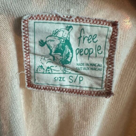 We the Free Henley cream fitted S long sleeve top - Picture 3 of 4